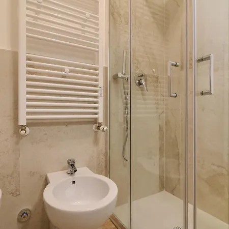 Apartment Quiet Design - In *
